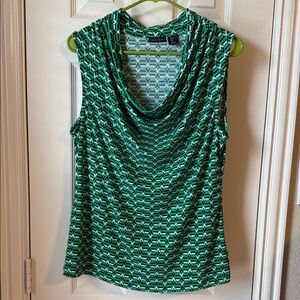 Tahari Sleeveless Blouse size L.  NWOT.  New